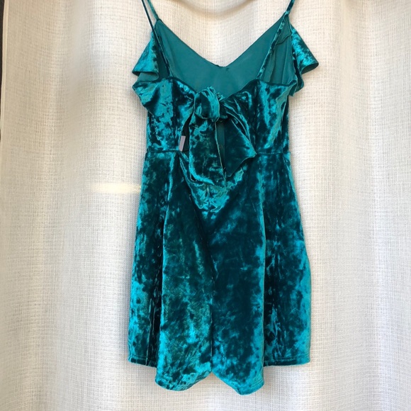 Emerald Green Velvet Romper - Picture 2 of 2